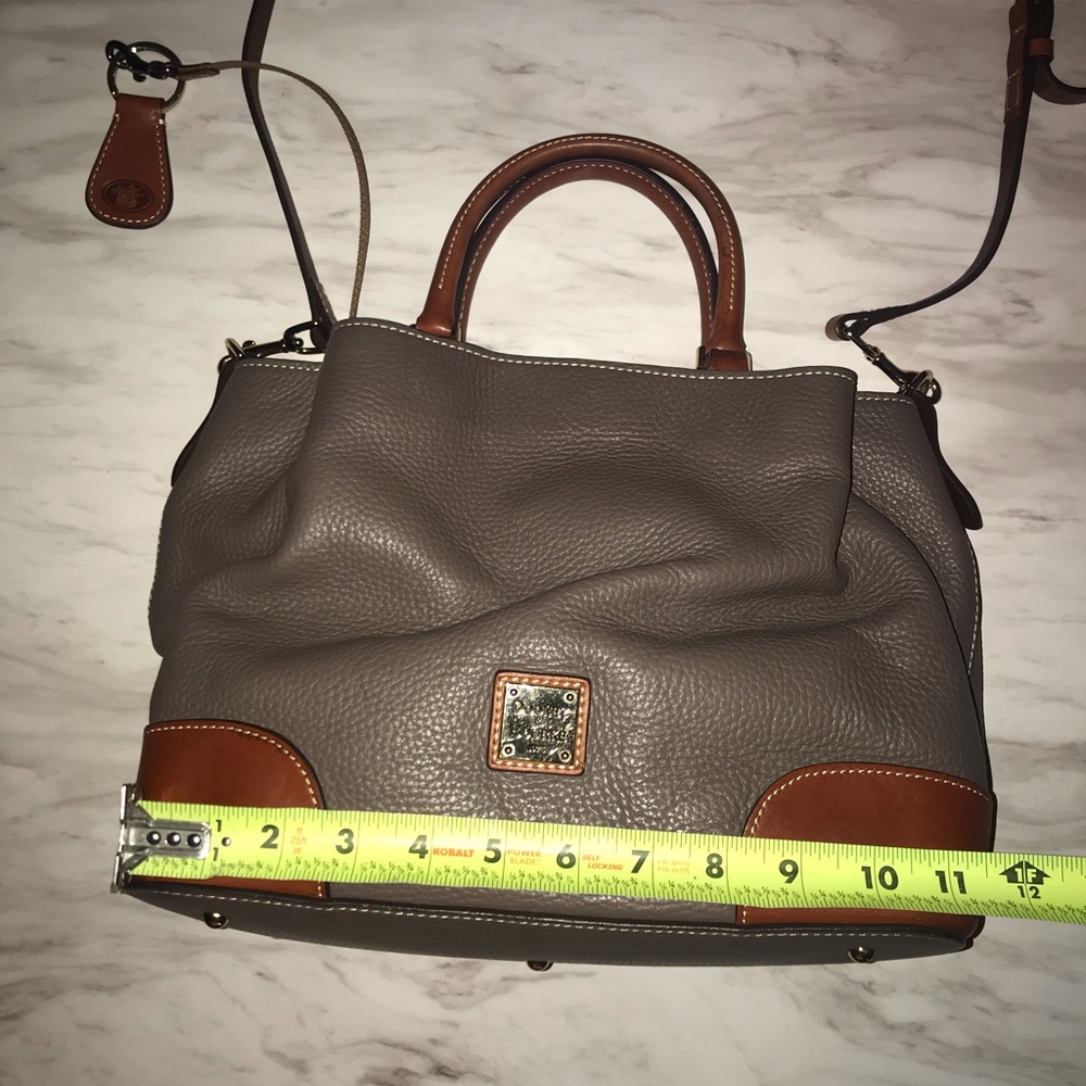 Dooney and Bourke bag - Picture 4 of 16
